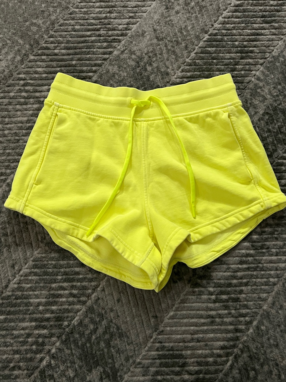 Lululemon Inner Glow Shorts 3” Neon